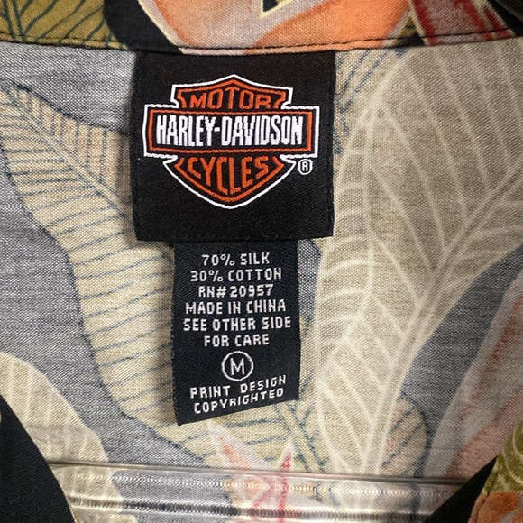 Harley Davidson tropical print blouse size medium - Picture 4 of 5